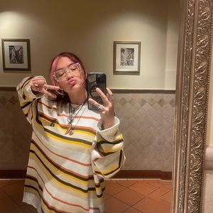 Meet your Posher, Makayla